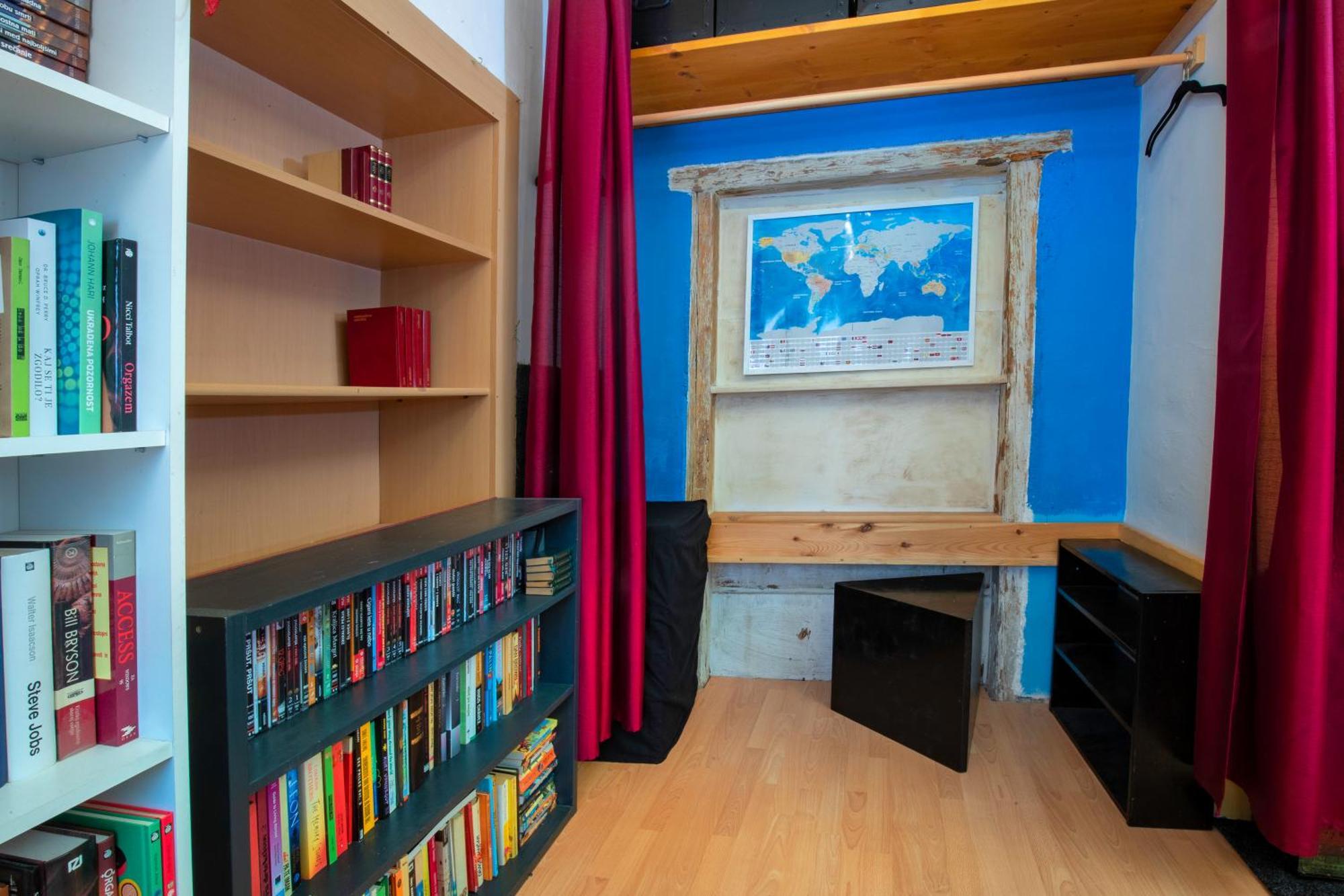 The Book Nest *